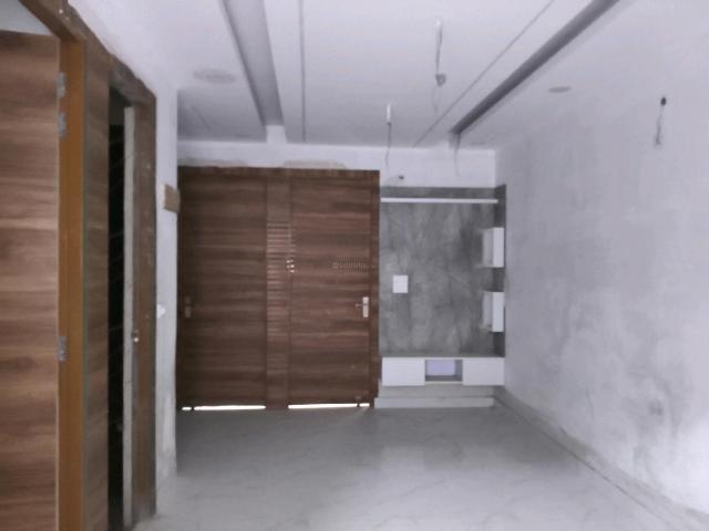 3 BHK Apartment in Noida Extension for resale Greater Noida. The reference number is 20051035