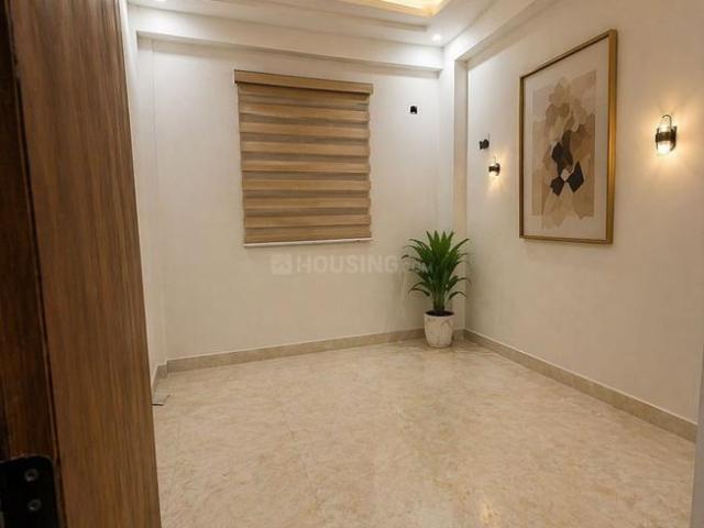 3 BHK Apartment in Noida Extension for resale Greater Noida. The reference number is 20093181