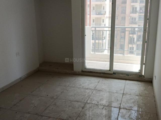 3 BHK Apartment in Noida Extension for resale Greater Noida. The reference number is 20282590