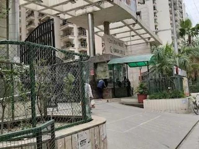 3 BHK Apartment in Noida Extension for resale Greater Noida. The reference number is 20286908