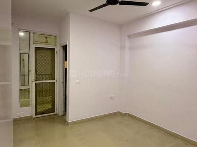 3 BHK Apartment in Noida Extension for resale Greater Noida. The reference number is 20353286