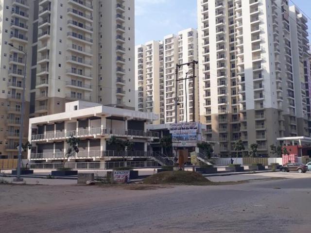3 BHK Apartment in Noida Extension for resale Greater Noida. The reference number is 20360957