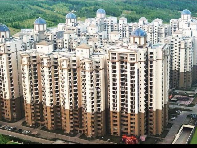 3 BHK Apartment in Noida Extension for resale Greater Noida. The reference number is 20374830
