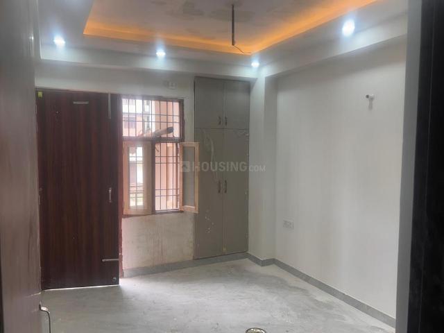 3 BHK Apartment in Noida Extension for resale Greater Noida. The reference number is 20397535