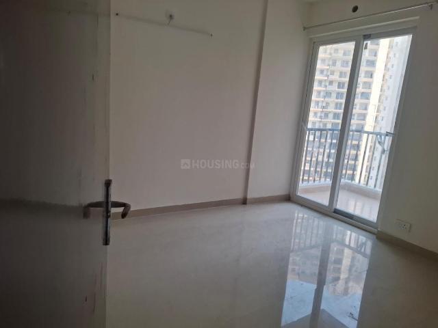 3 BHK Apartment in Noida Extension for resale Greater Noida. The reference number is 20306167