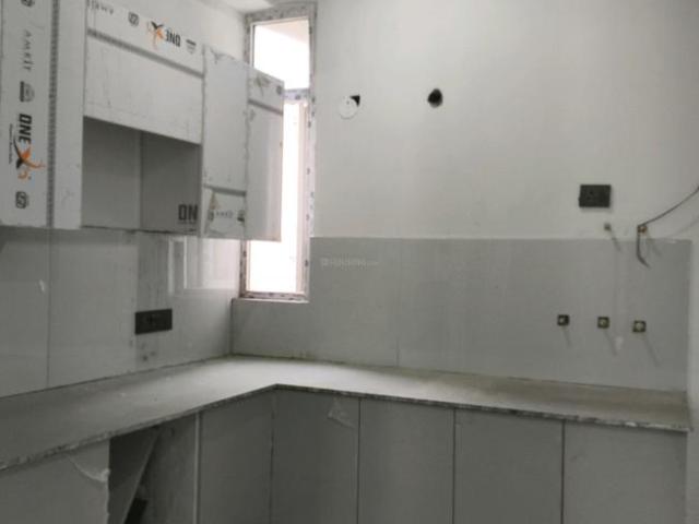 3 BHK Apartment in Noida Extension for resale Greater Noida. The reference number is 20308032