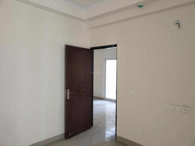 3 BHK Apartment in Noida Extension for resale Greater Noida. The reference number is 20321225