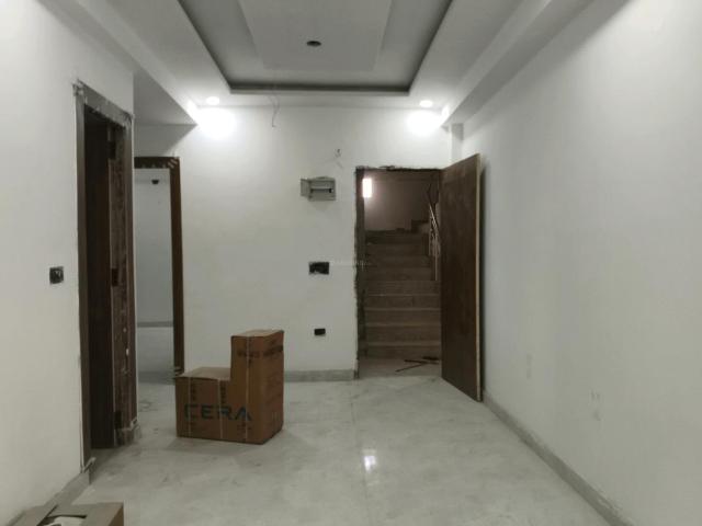 3 BHK Apartment in Noida Extension for resale Greater Noida. The reference number is 20323244