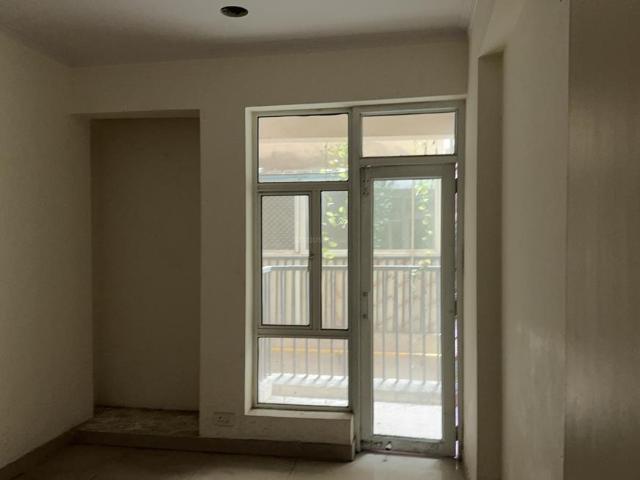 3 BHK Apartment in Noida Extension for resale Greater Noida. The reference number is 20325337