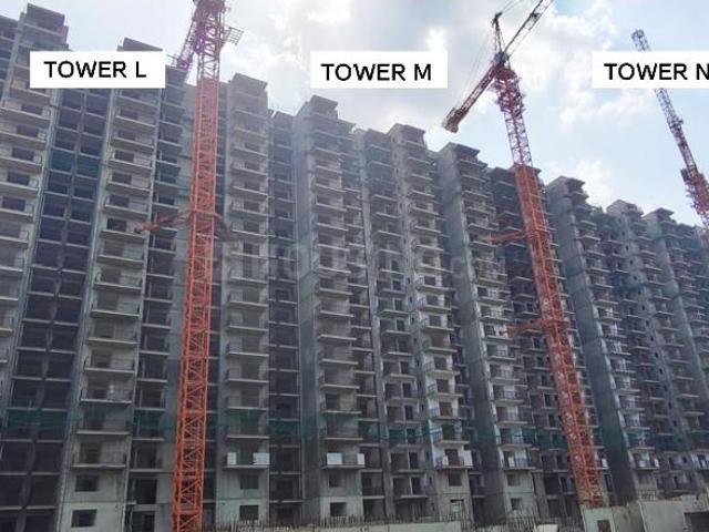 3 BHK Apartment in Noida Extension for resale Greater Noida. The reference number is 20466665