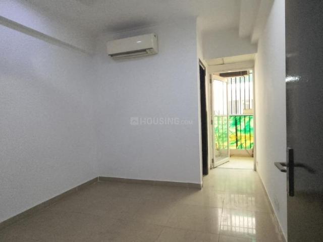 3 BHK Apartment in Noida Extension for resale Greater Noida. The reference number is 20407075
