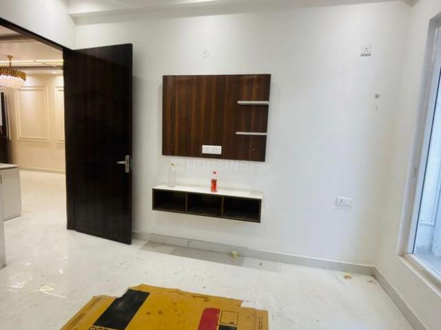 3 BHK Apartment in Noida Extension for resale Greater Noida. The reference number is 20427278