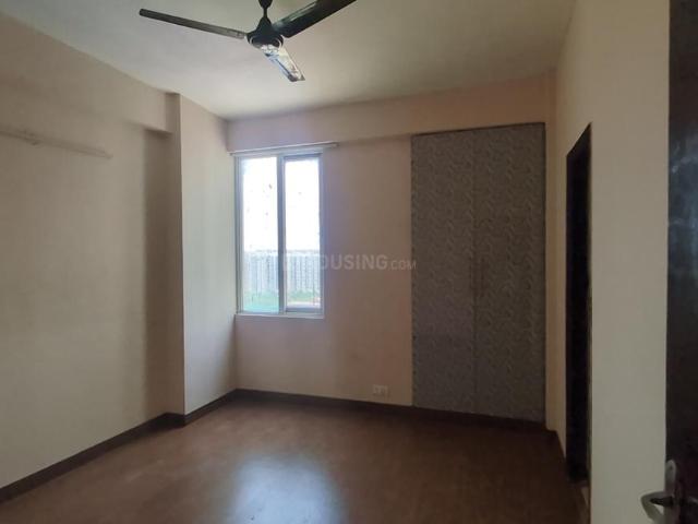 3 BHK Apartment in Noida Extension for resale Greater Noida. The reference number is 20559223