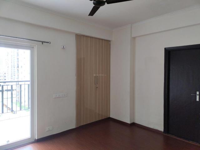 3 BHK Apartment in Noida Extension for resale Greater Noida. The reference number is 20574684