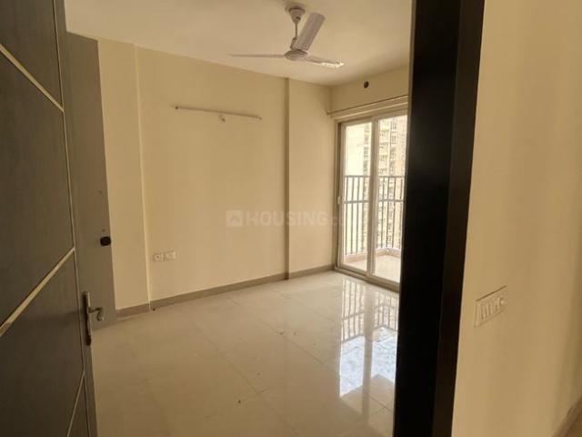 3 BHK Apartment in Noida Extension for resale Greater Noida. The reference number is 20582552