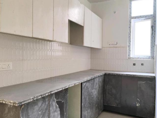3 BHK Apartment in Noida Extension for resale Greater Noida. The reference number is 20587702