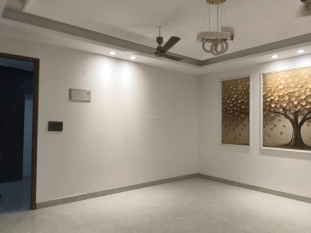 3 BHK Apartment in Noida Extension for resale Greater Noida. The reference number is 20596083