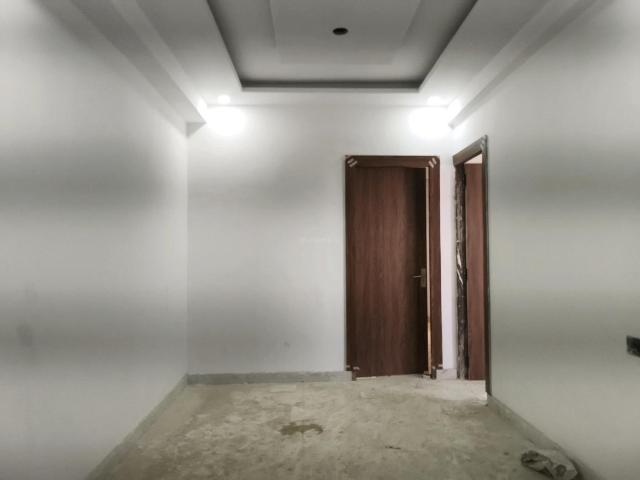 3 BHK Apartment in Noida Extension for resale Greater Noida. The reference number is 20506701