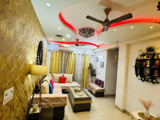 3 BHK Apartment in Noida Extension for resale Greater Noida. The reference number is 20669350