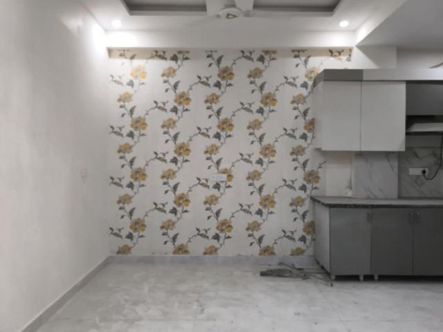 3 BHK Apartment in Noida Extension for resale Greater Noida. The reference number is 20689385