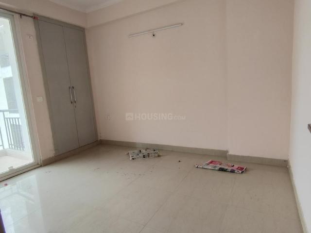 3 BHK Apartment in Noida Extension for resale Greater Noida. The reference number is 20745094