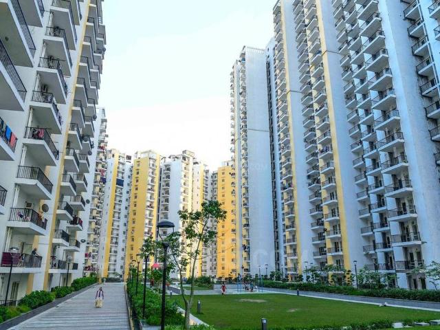 3 BHK Apartment in Noida Extension for resale Greater Noida. The reference number is 20771534