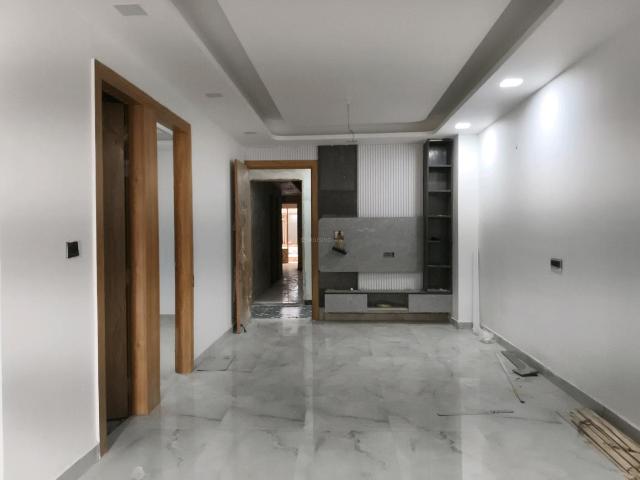 3 BHK Apartment in Noida Extension for resale Greater Noida. The reference number is 20702180