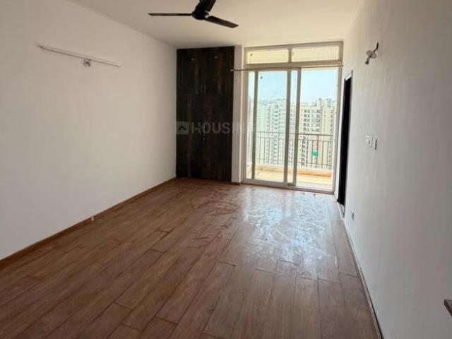 3 BHK Apartment in Noida Extension for resale Greater Noida. The reference number is 20847879