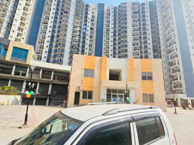 3 BHK Apartment in Noida Extension for resale Greater Noida. The reference number is 20867307