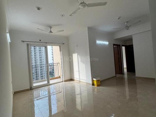 3 BHK Apartment in Noida Extension for resale Greater Noida. The reference number is 20870386