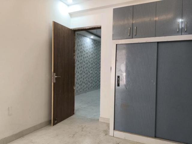 3 BHK Apartment in Noida Extension for resale Greater Noida. The reference number is 20987029