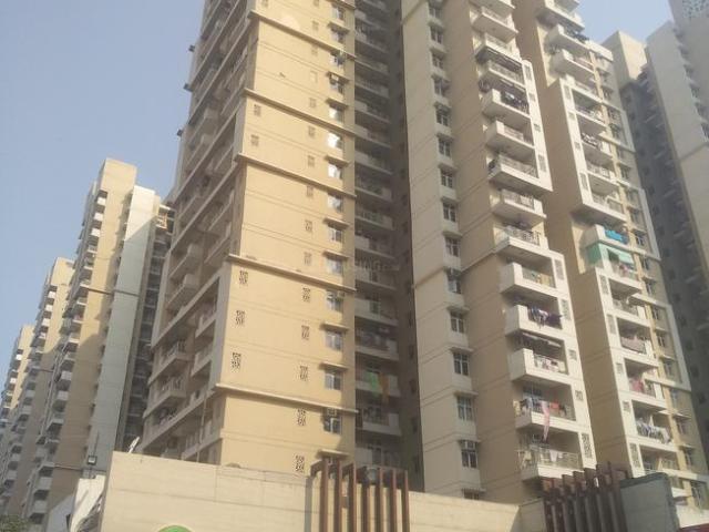 3 BHK Apartment in Noida Extension for resale Greater Noida. The reference number is 21008012