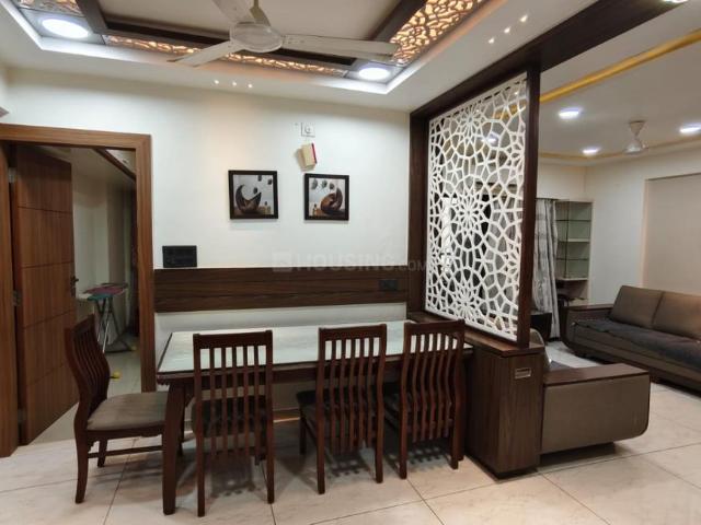 3 BHK Apartment in Navrangpura for rent Ahmedabad. The reference number is 19912344