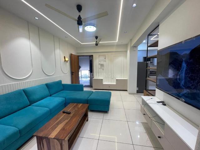 3 BHK Apartment in Navrangpura for rent Ahmedabad. The reference number is 19912350
