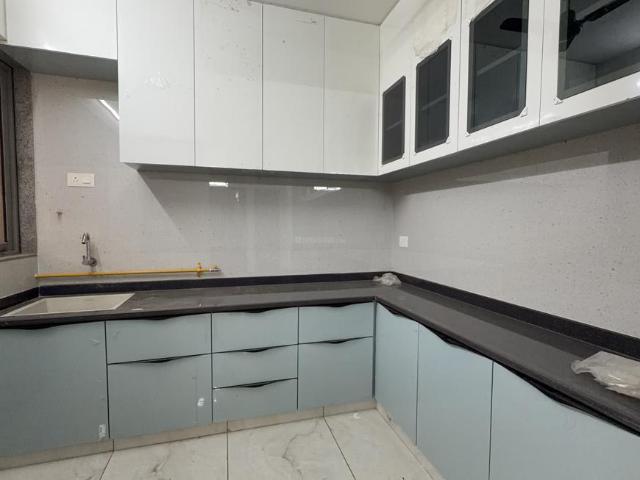 3 BHK Apartment in Navrangpura for rent Ahmedabad. The reference number is 20344679