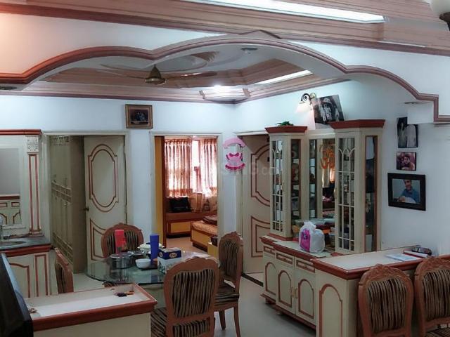 3 BHK Apartment in Navrangpura for resale Ahmedabad. The reference number is 20814684