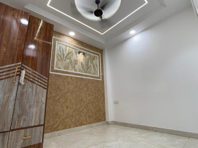 3 BHK Apartment in Nawada for resale New Delhi. The reference number is 20598324