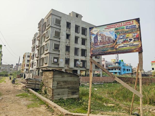 3 BHK Apartment in Nayabad for resale Kolkata. The reference number is 19706391