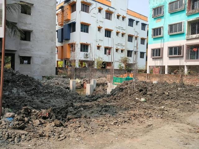 3 BHK Apartment in Nayabad for resale Kolkata. The reference number is 19928271