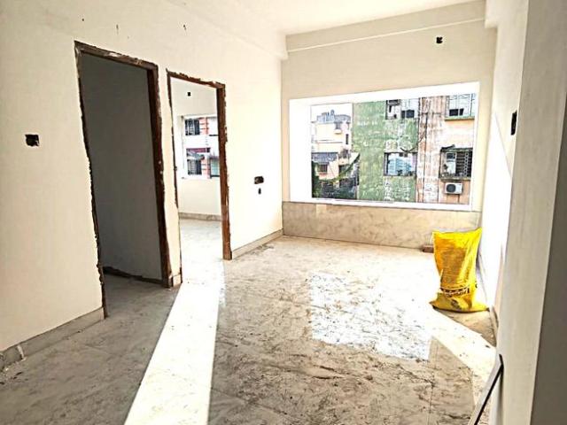 3 BHK Apartment in Nayabad for resale Kolkata. The reference number is 20643777