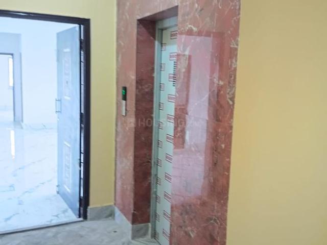 3 BHK Apartment in Nayabad for resale Kolkata. The reference number is 20827689