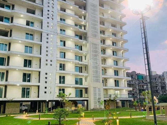 3 BHK Apartment in Nabha for resale Zirakpur. The reference number is 19715330
