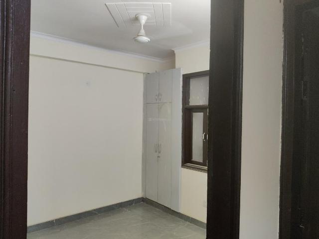 3 BHK Apartment in Nai Basti Dundahera for resale Ghaziabad. The reference number is 20471075