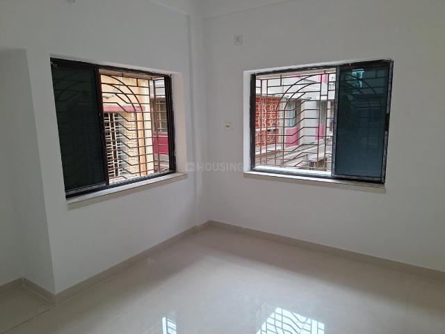 3 BHK Apartment in Naktala for resale Kolkata. The reference number is 18702516
