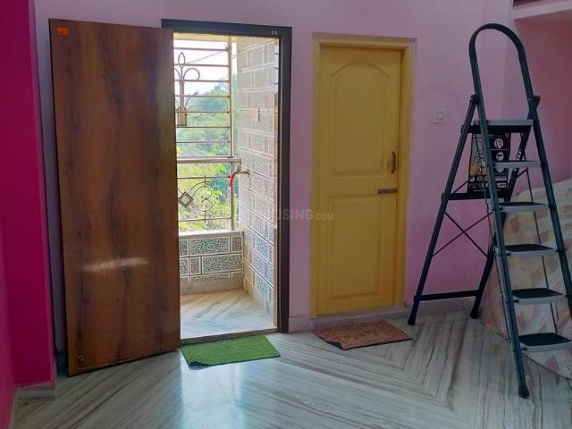 3 BHK Apartment in Naktala for resale Kolkata. The reference number is 19002809