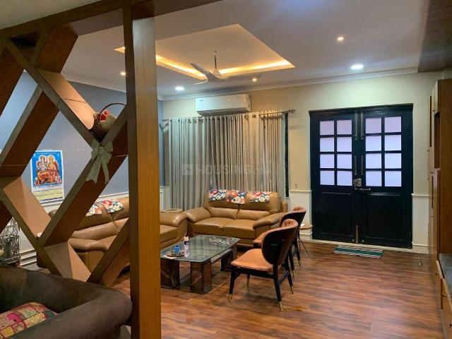 3 BHK Apartment in Nallakunta for resale Hyderabad. The reference number is 20746005