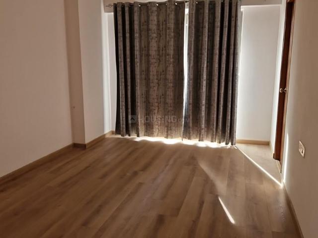 3 BHK Apartment in Naranpura for rent Ahmedabad. The reference number is 19594847