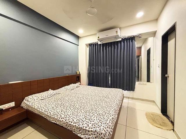 3 BHK Apartment in Naranpura for rent Ahmedabad. The reference number is 19912354