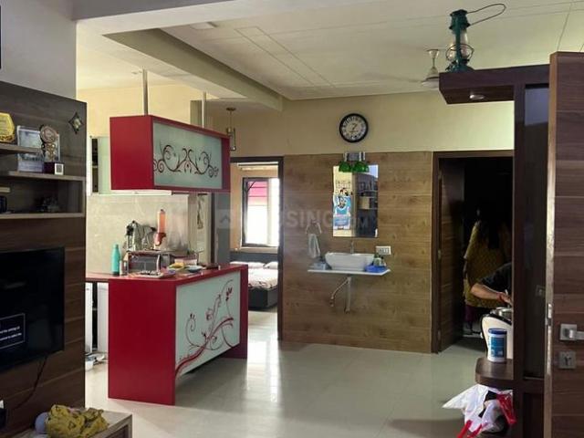 3 BHK Apartment in Naranpura for rent Ahmedabad. The reference number is 20745804