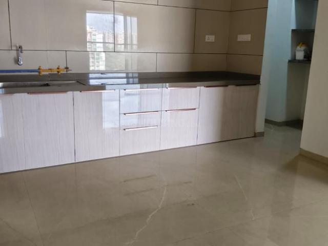 3 BHK Apartment in Naranpura for rent Ahmedabad. The reference number is 20895598